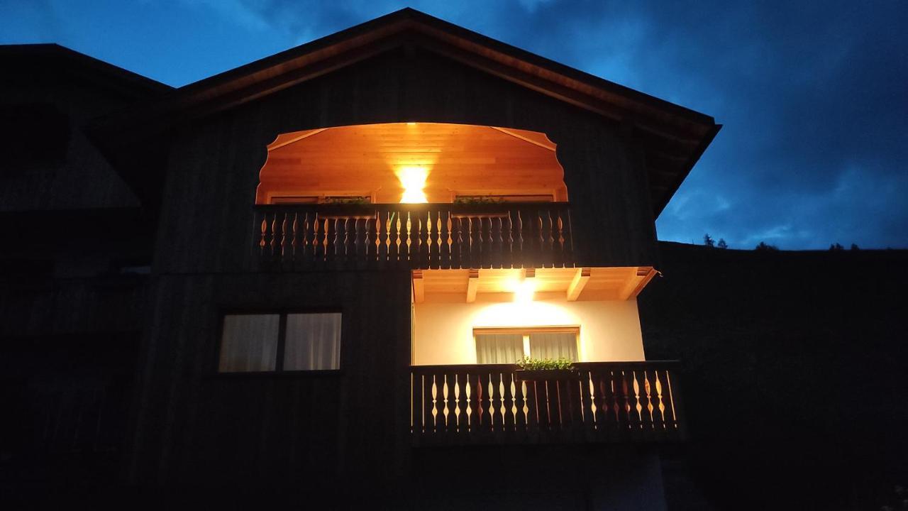 Luech De Corona Frena Exterior photo